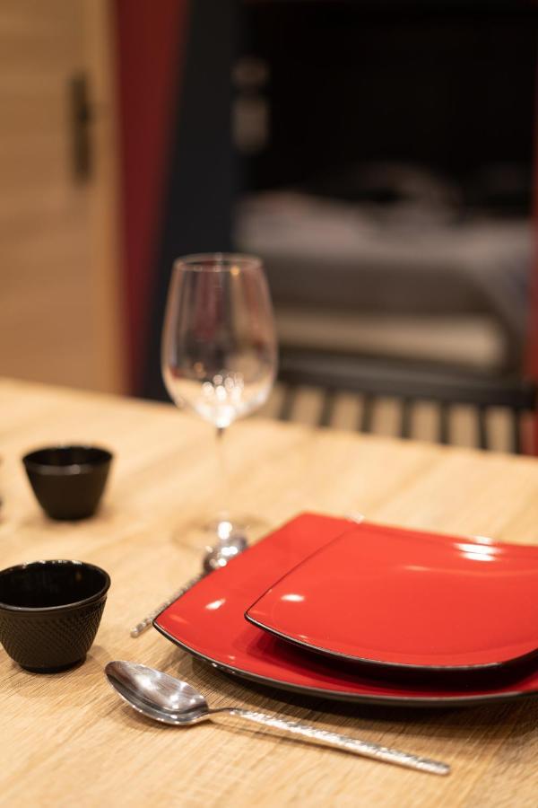 Appartamento Capsule Japon - Jacuzzi - Netflix & Ecran Cinema - Xbox Trith-Saint-Leger Esterno foto