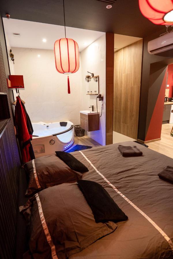 Appartamento Capsule Japon - Jacuzzi - Netflix & Ecran Cinema - Xbox Trith-Saint-Leger Esterno foto